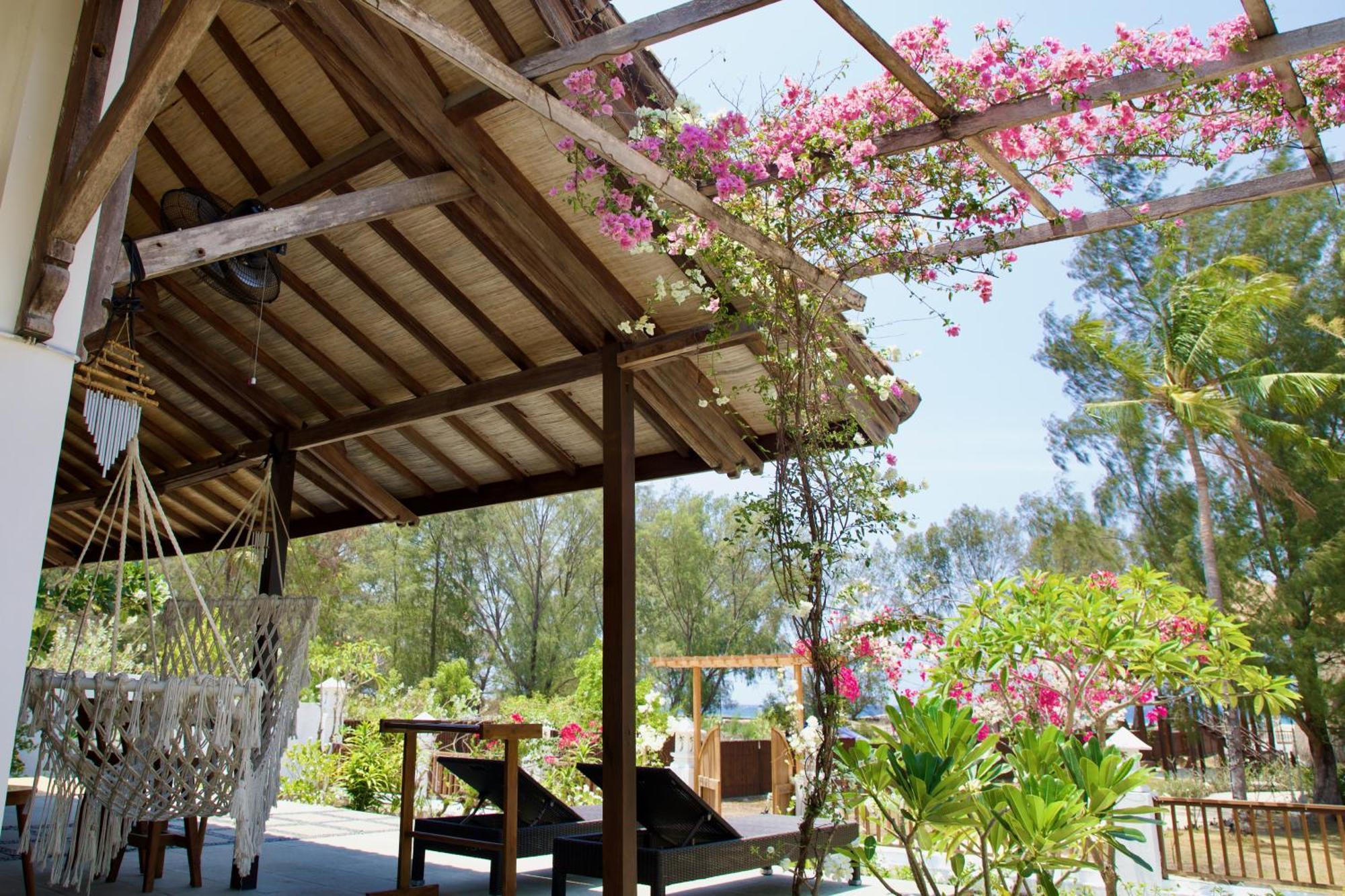 Villa Sunset Beach Gili Trawangan Eksteriør billede