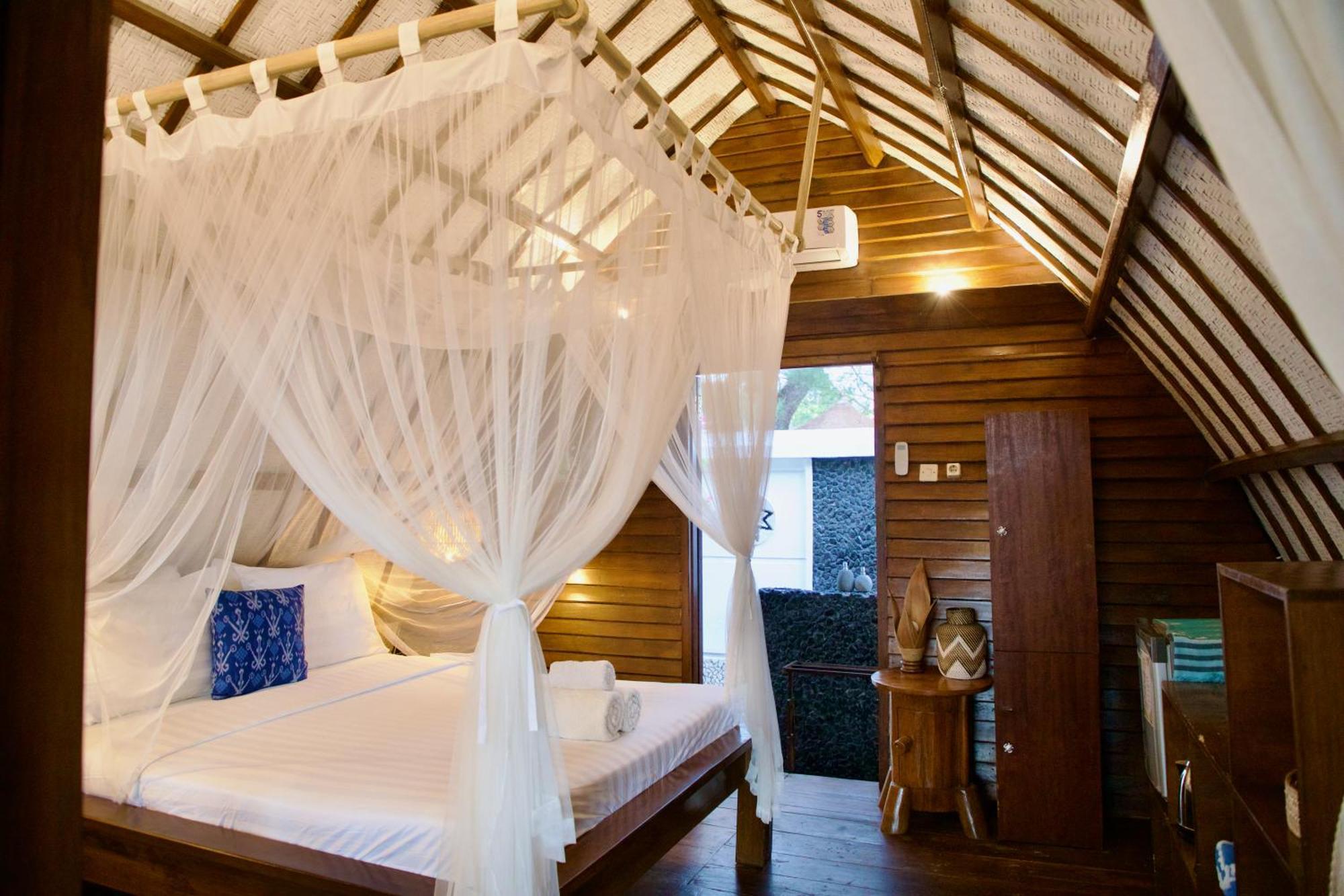 Villa Sunset Beach Gili Trawangan Eksteriør billede