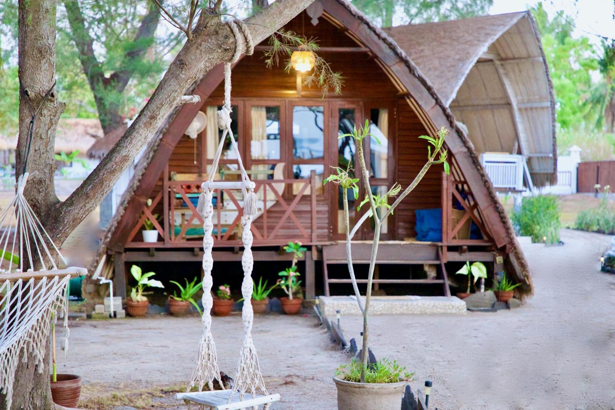 Villa Sunset Beach Gili Trawangan Eksteriør billede