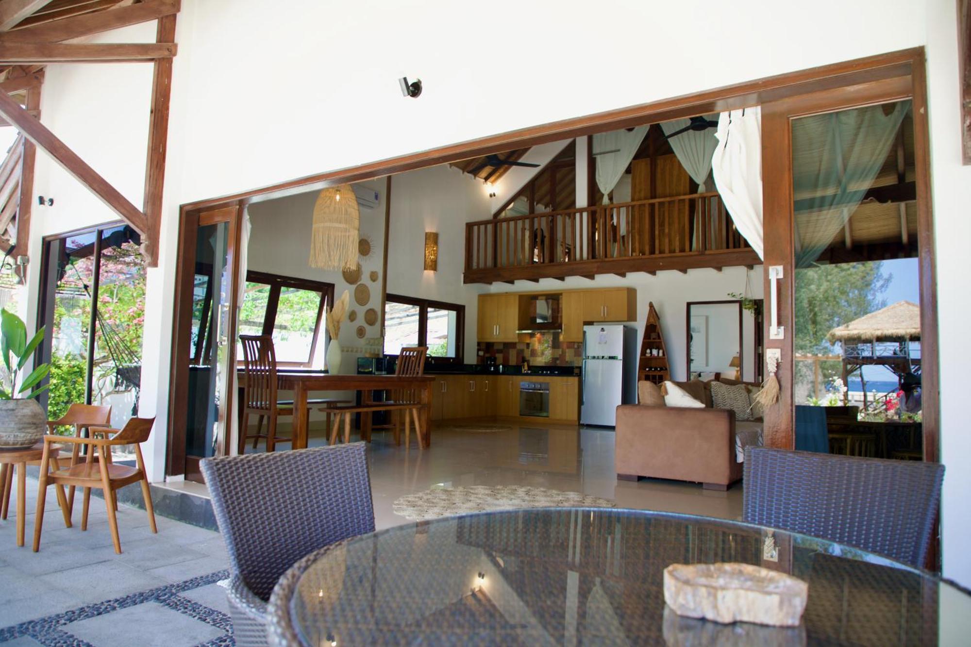 Villa Sunset Beach Gili Trawangan Eksteriør billede