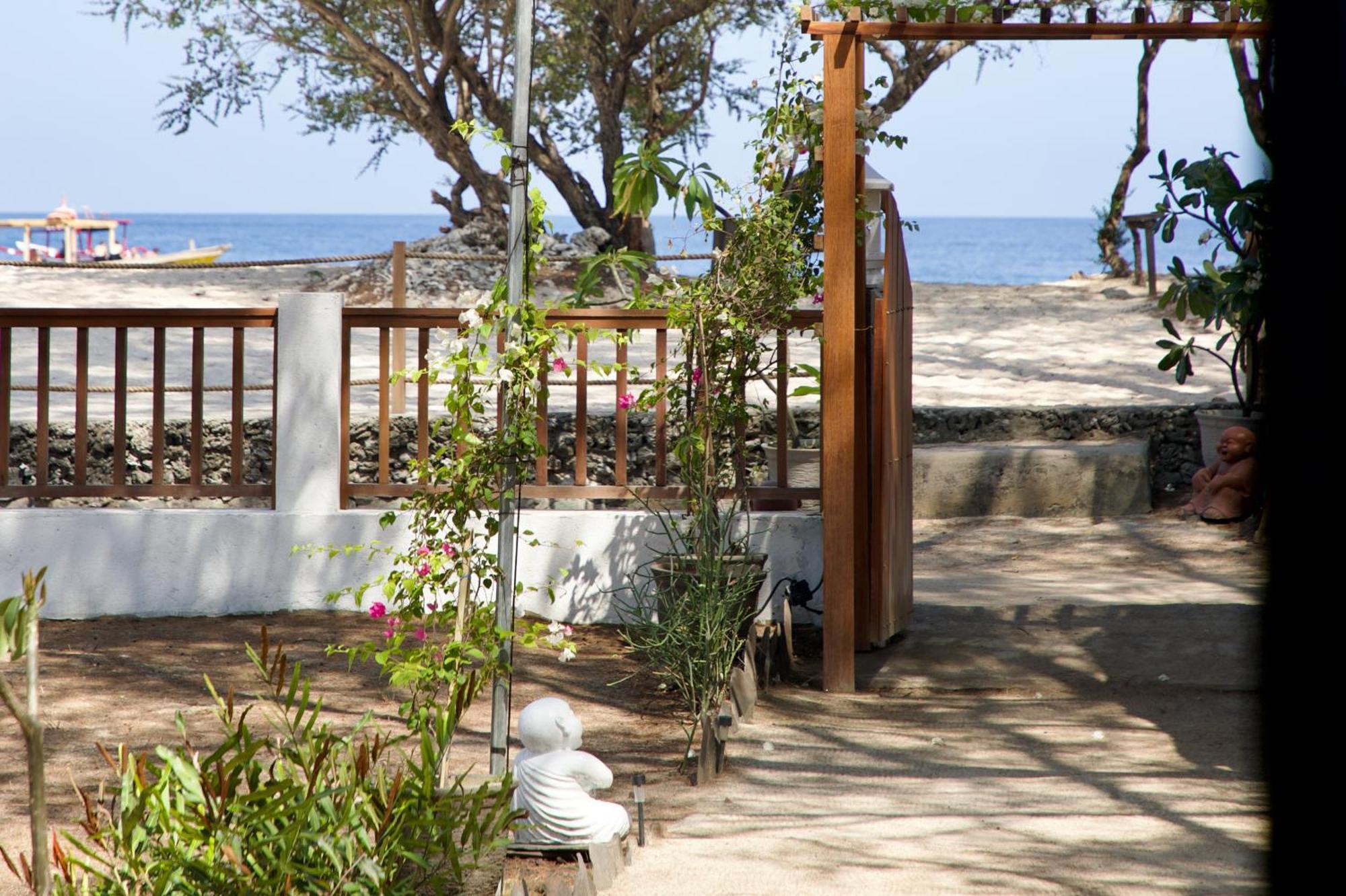 Villa Sunset Beach Gili Trawangan Eksteriør billede